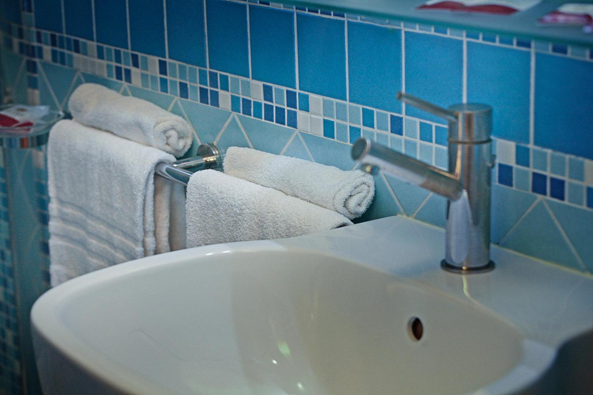 Hotel Savoia ลินญาโน ซับเบียโดโร ภายนอก รูปภาพ