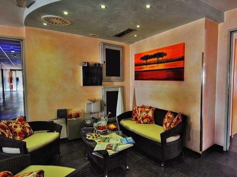 Hotel Savoia ลินญาโน ซับเบียโดโร ภายนอก รูปภาพ